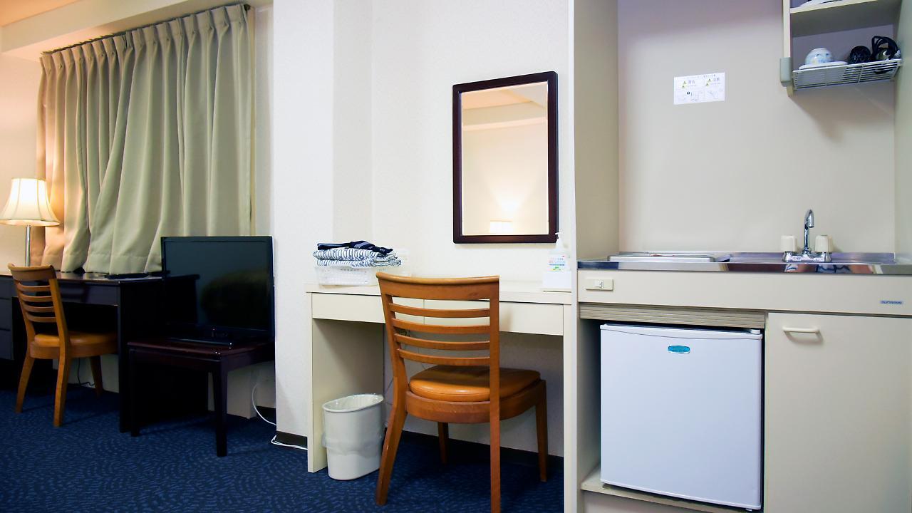 Business Hotel Shuttle คุมาโมโตะ ภายนอก รูปภาพ