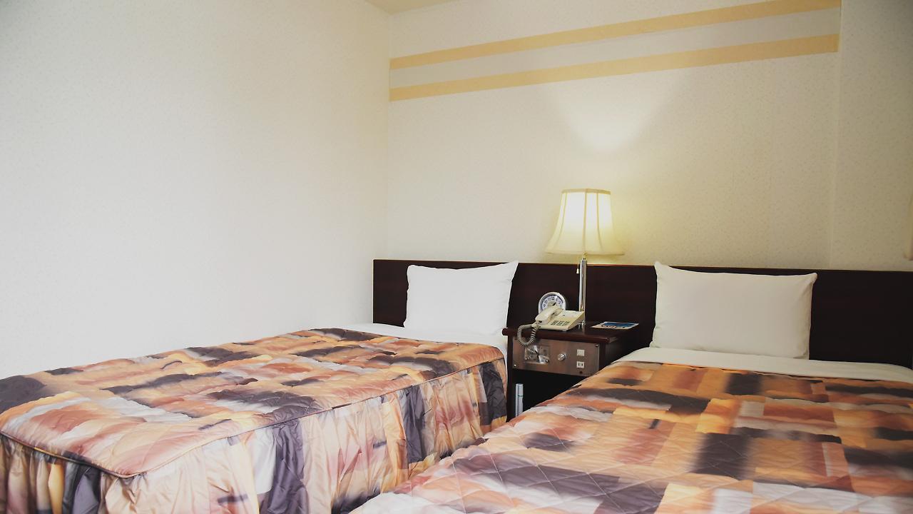 Business Hotel Shuttle คุมาโมโตะ ภายนอก รูปภาพ