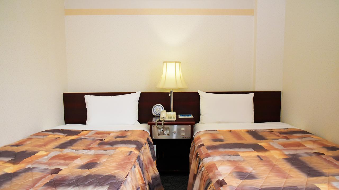 Business Hotel Shuttle คุมาโมโตะ ภายนอก รูปภาพ